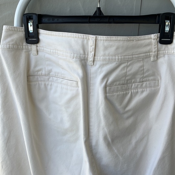 Talbots Wide Leg Cropped Chino Cream 10P - Picture 5 of 7